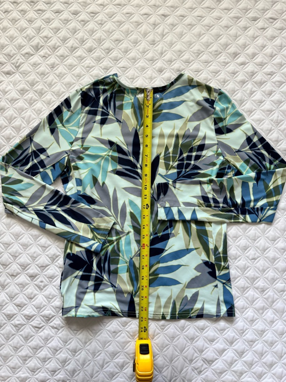 Hang Ten Long Sleeve Leaf Print Sun Protect Rash Guard Swim Top Blue Green Sz M - Picture 14 of 15